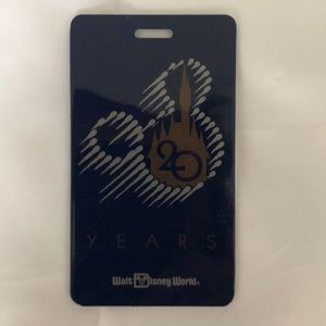 Disney World 20th Anniversary Luggage Tags (3)